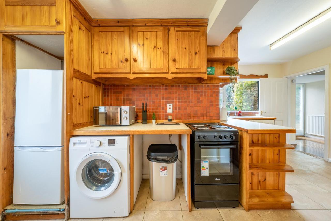 Pierocks Carver Entire House, Hot Tub & Wifi High Wycombe Exterior foto