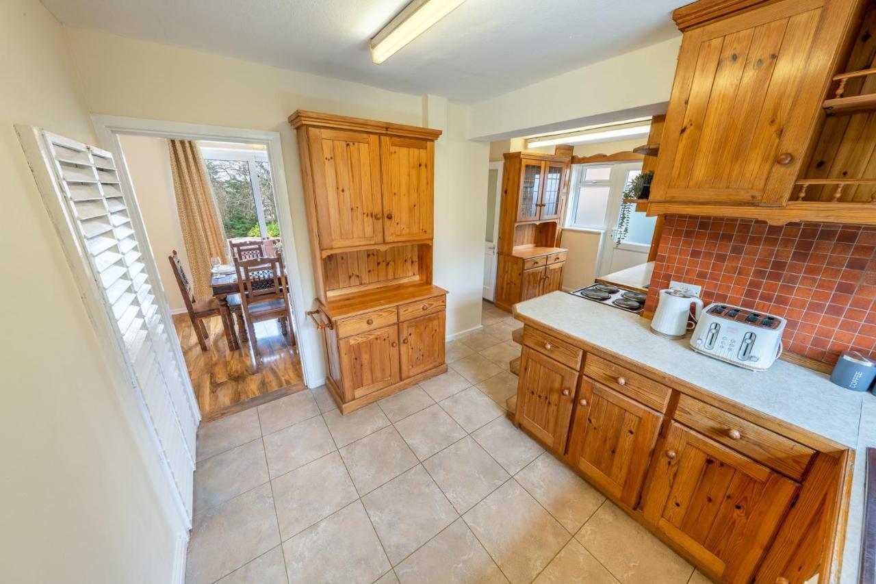 Pierocks Carver Entire House, Hot Tub & Wifi High Wycombe Exterior foto